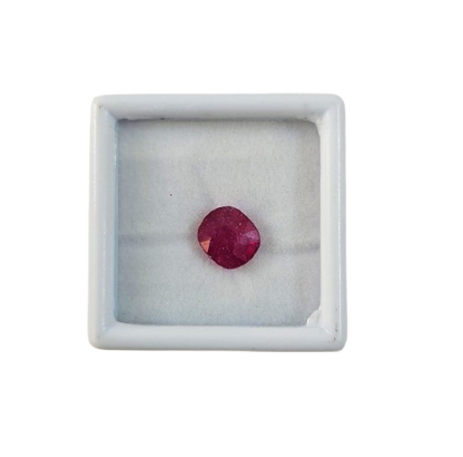 Natural certified Ruby (Manik) gemstone deep red Sun stone

Close up natural ruby oval cut lab certified gemstone

Certified Manik stone with authenticity report

Premium red ruby gemstone for astrology Surya