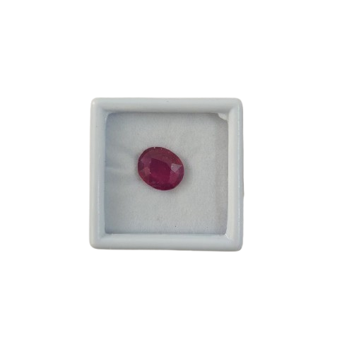 Natural certified Ruby (Manik) gemstone deep red Sun stone

Close up natural ruby oval cut lab certified gemstone

Certified Manik stone with authenticity report

Premium red ruby gemstone for astrology Surya